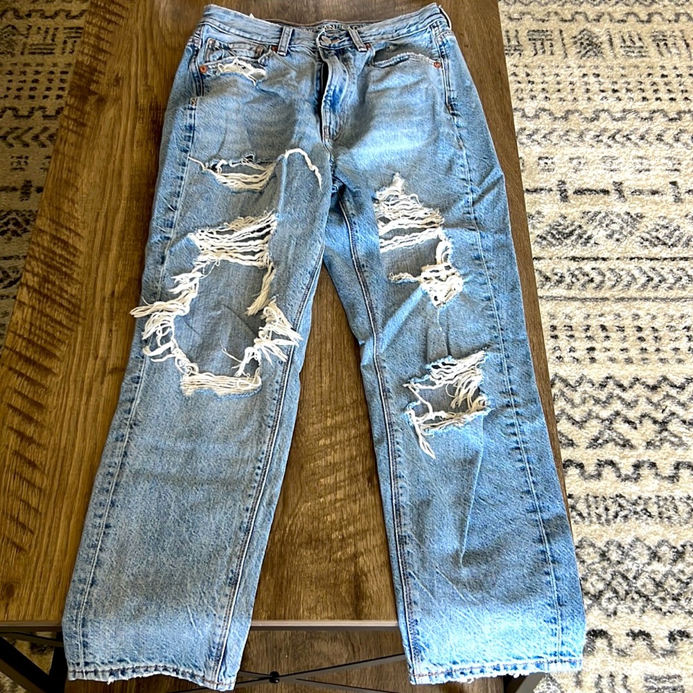 American eagle highest rise mom jean size 6
